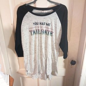 Maurices "You Had Me At Tailgate" T-shirt Large
